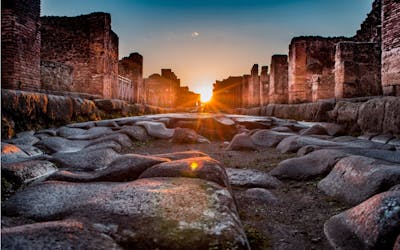 Haunted Pompeii: Escape the dead city exploration game and tour